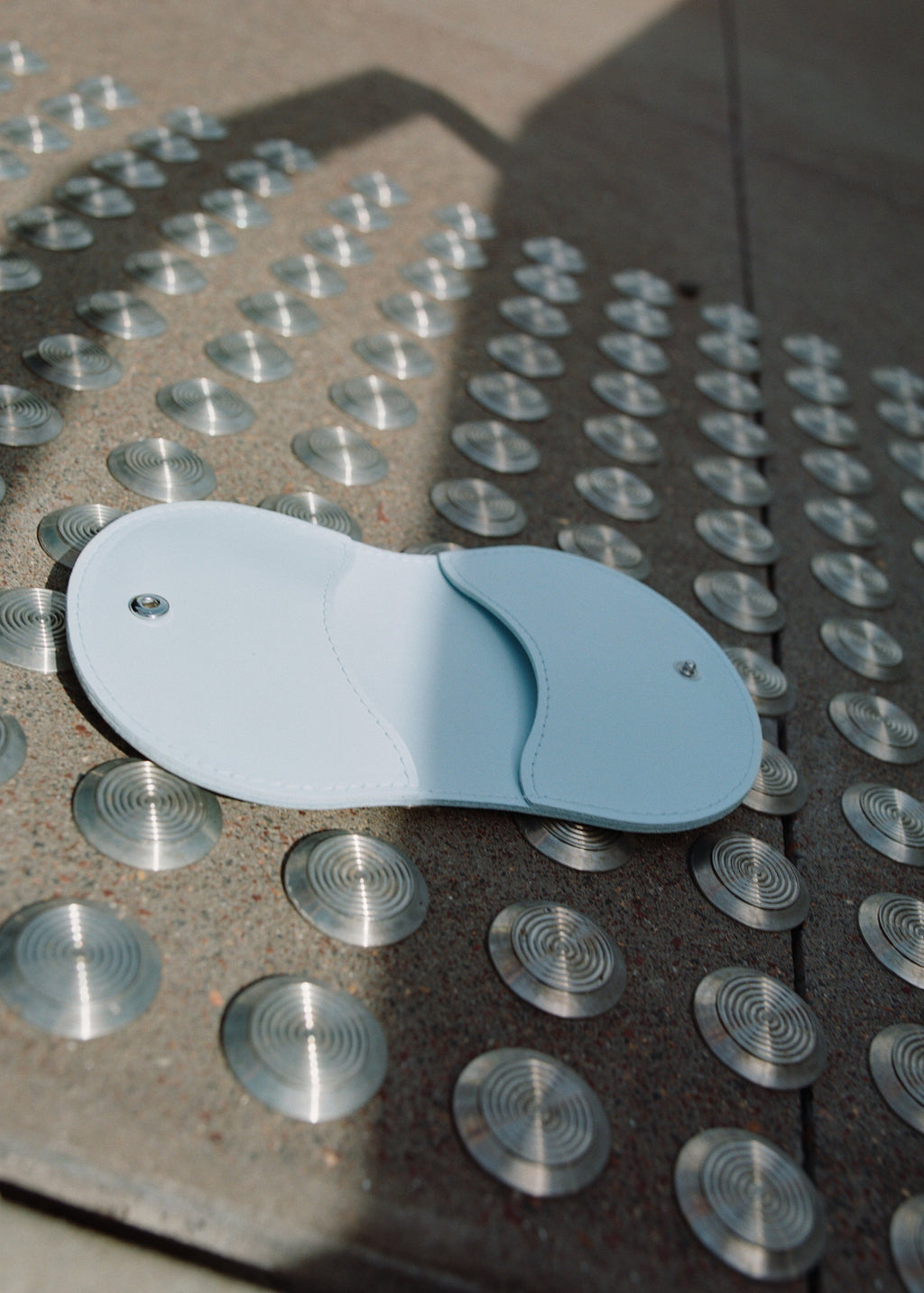 Arc Flip - Ice Blue