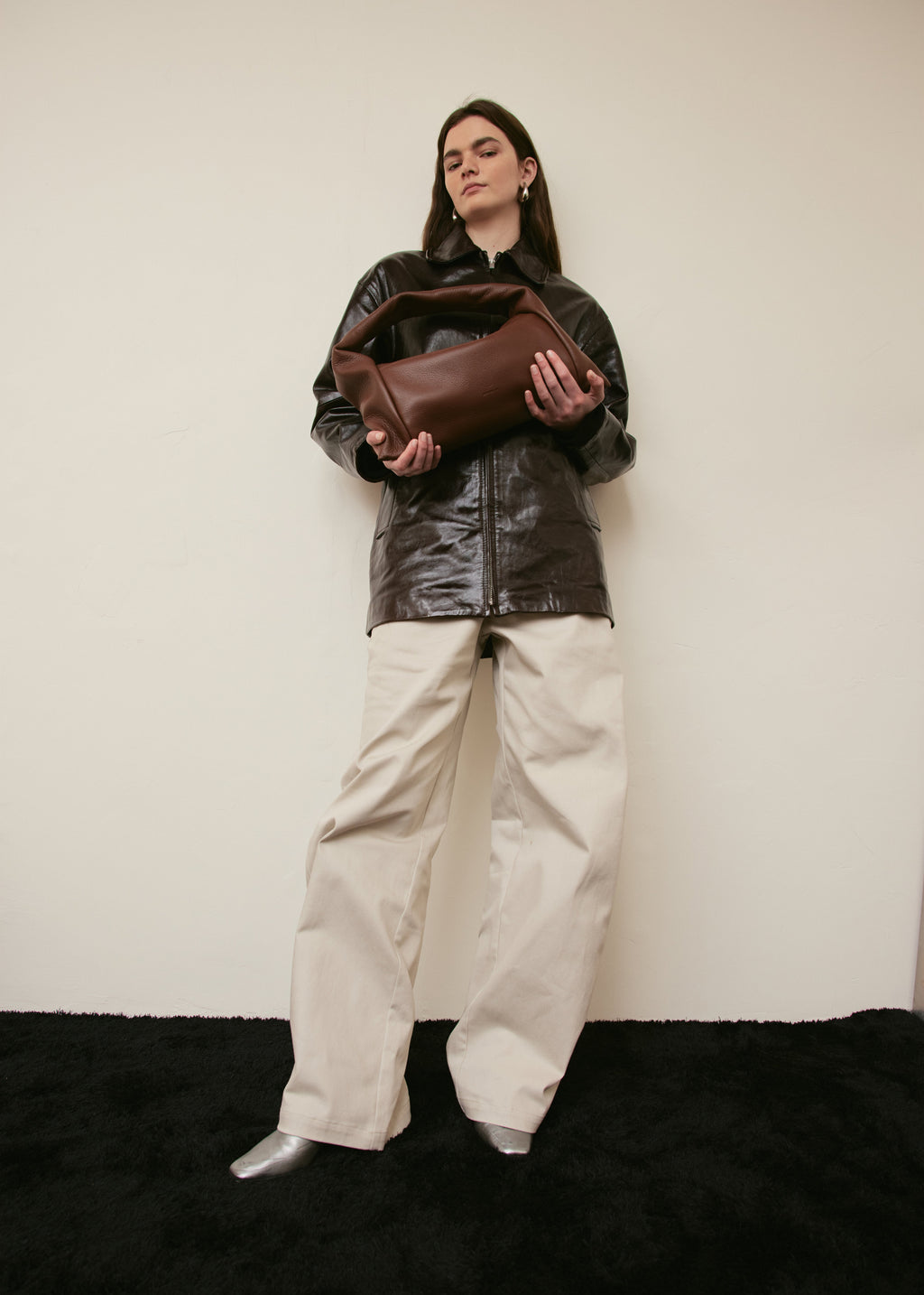 FLO Medium - Chestnut Pebble