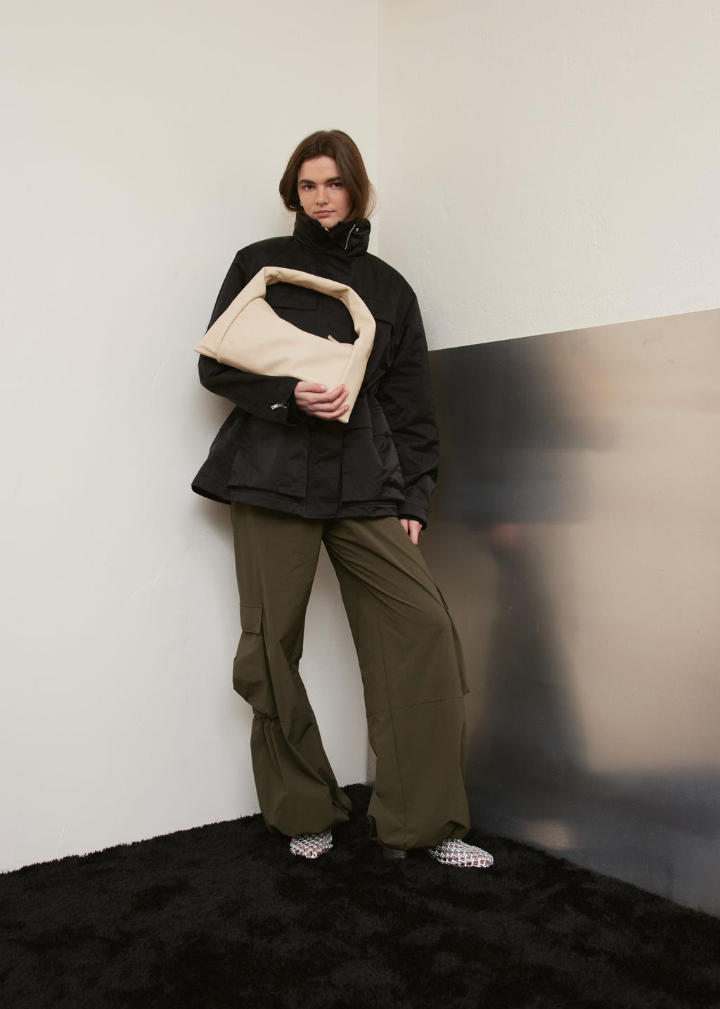 FLO Medium - Creme Pebble