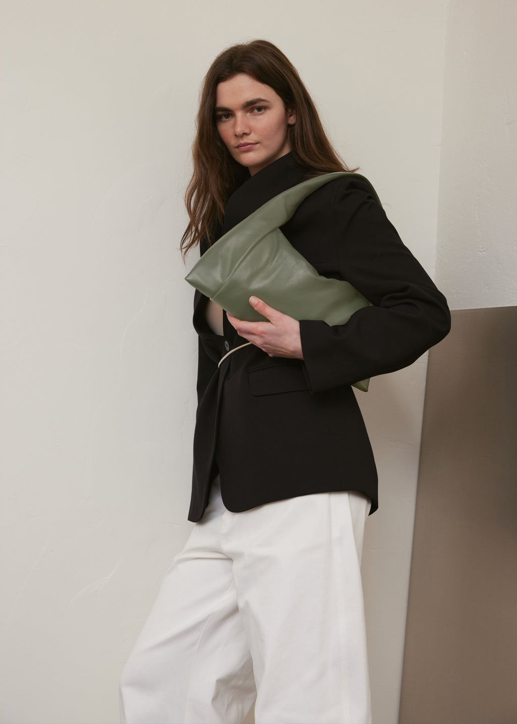 FLO Medium - Olive Soft Grain