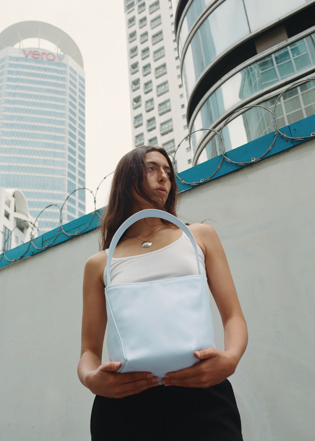 Sample Medium Magda - Ice Blue