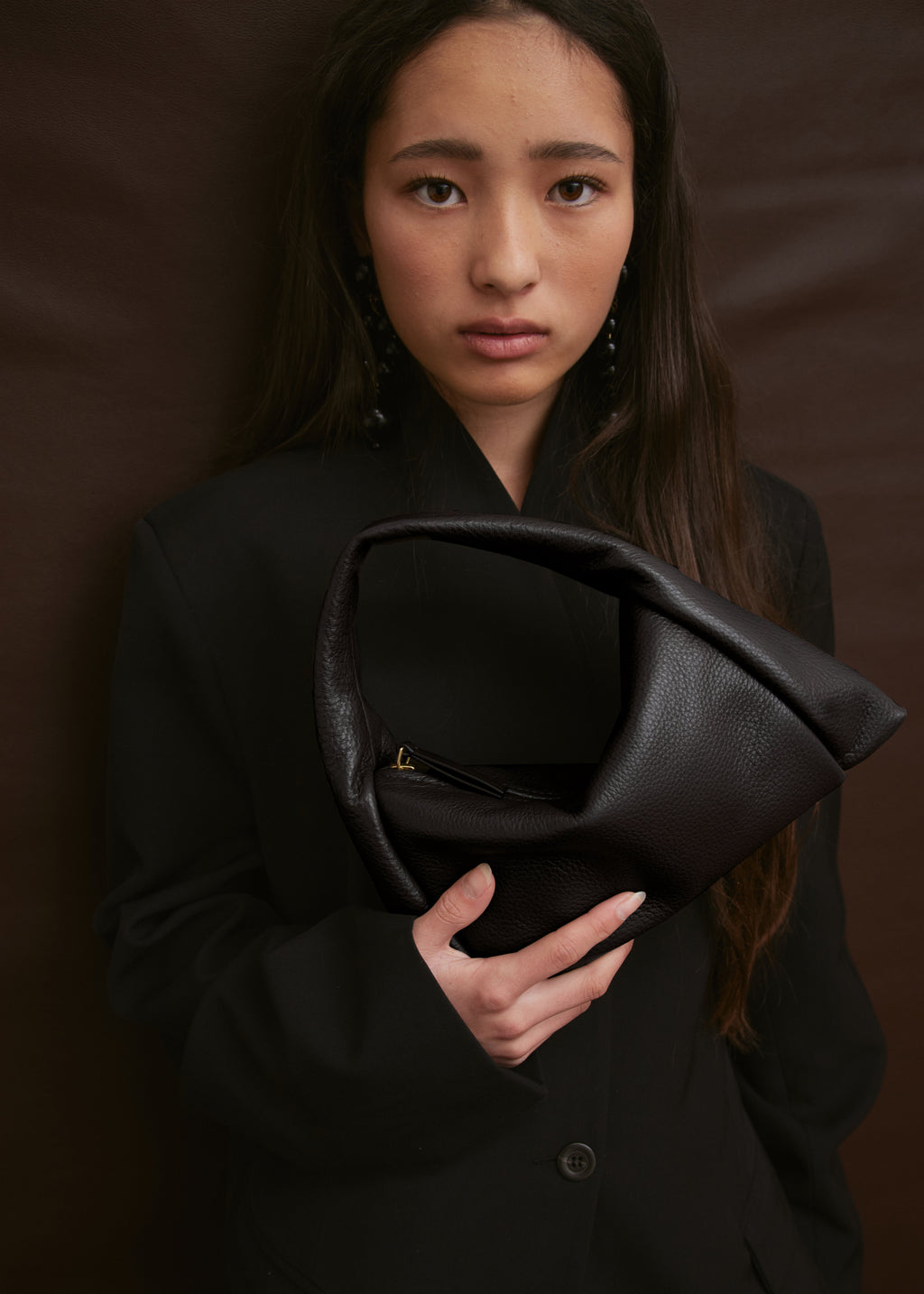 FLO Mini - Black Pebble
